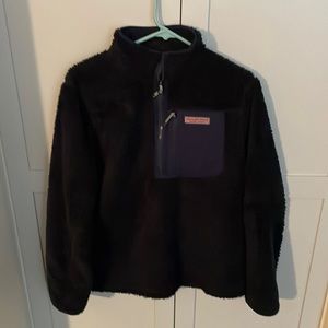 Cozy vineyards vines fleece.  Great condition!